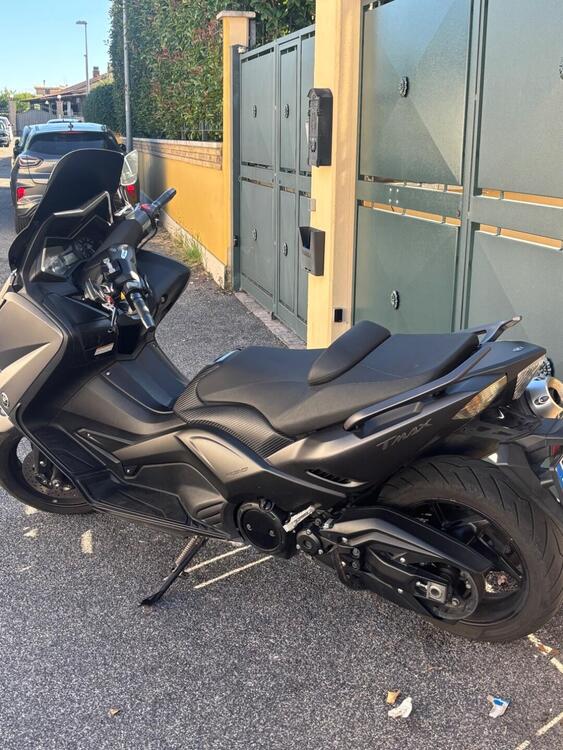 Yamaha T-Max 530 (2015 - 16)