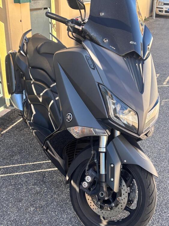 Yamaha T-Max 530 (2015 - 16) (2)
