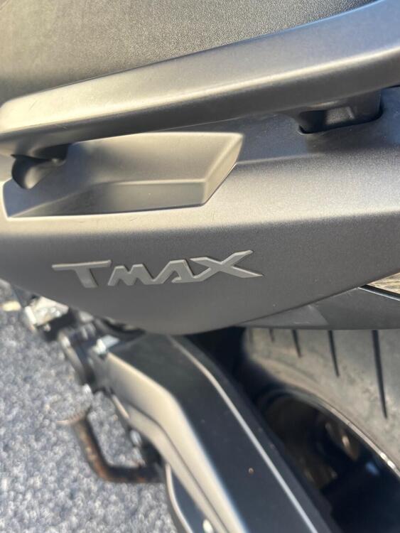 Yamaha T-Max 530 (2015 - 16) (4)