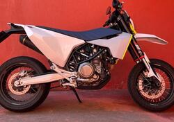 Husqvarna 701 Supermoto (2023 - 25) usata