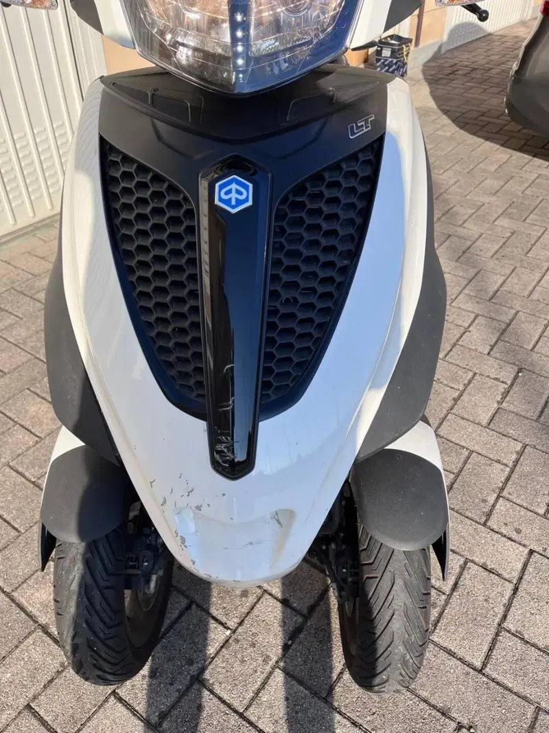 Piaggio Mp3 300 ie Yourban ERL/LT (2011 - 16) (3)