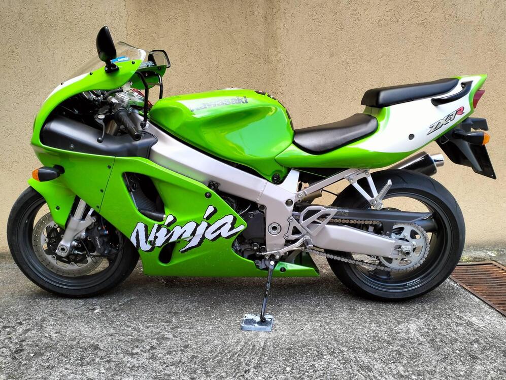 Kawasaki Ninja 750 ZX-7R (1996 - 00)