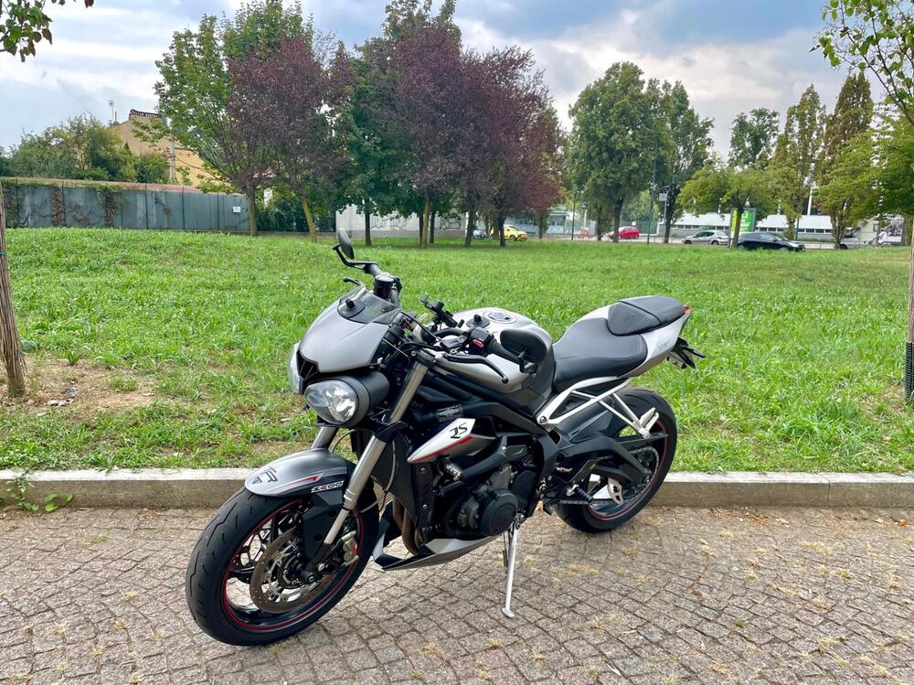 Triumph Street Triple RS (2017 - 19)