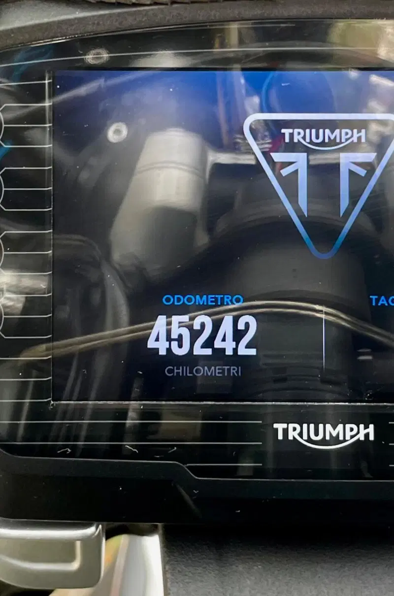 Triumph Street Triple RS (2017 - 19) (12)