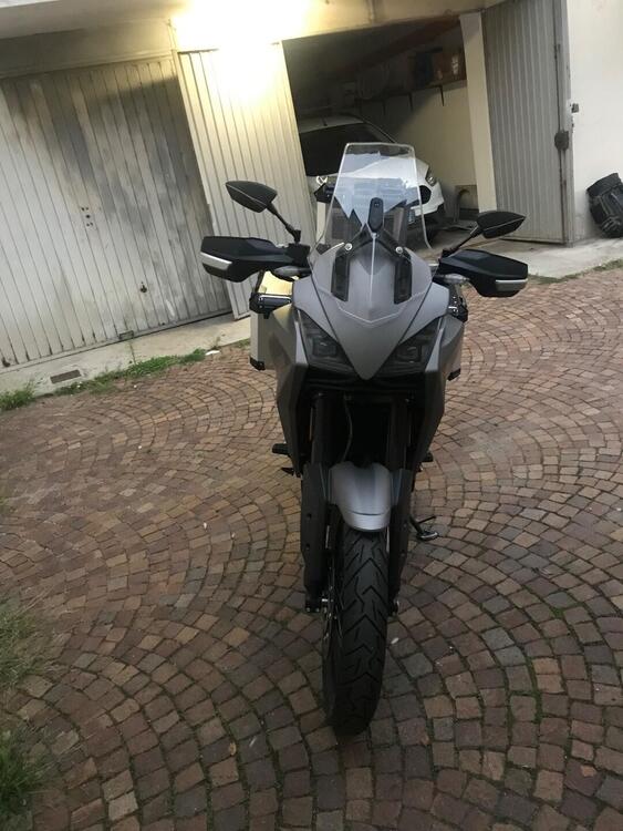 Moto Morini X-Cape 650 (2021 - 25) (3)