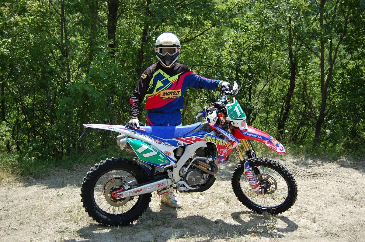 Paul Edmondson (Enduro): a lezione col super campione della 125 (7)