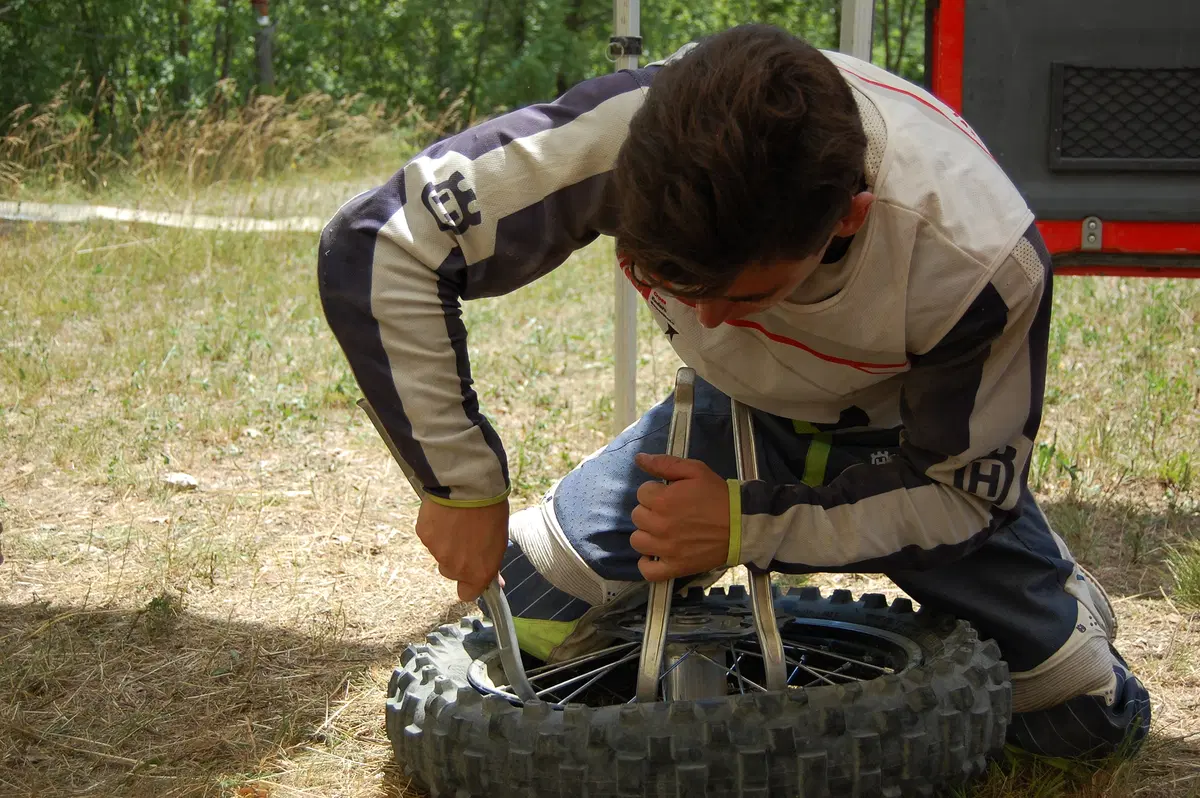 Paul Edmondson (Enduro): a lezione col super campione della 125 (16)
