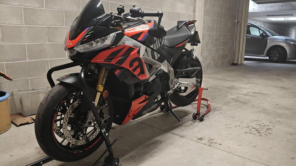 Aprilia Tuono V4 Factory (2021 - 24) (4)