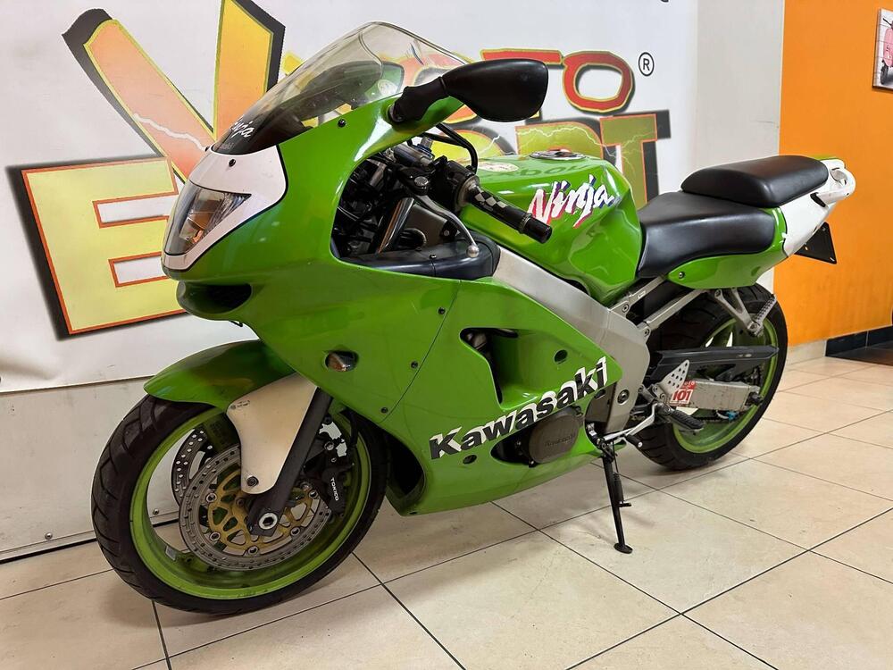 Kawasaki Ninja 600 ZX-6R (1998 - 99) (4)
