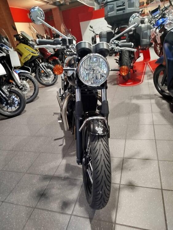 Triumph Bonneville T100 Stealth Edition (2024) (3)