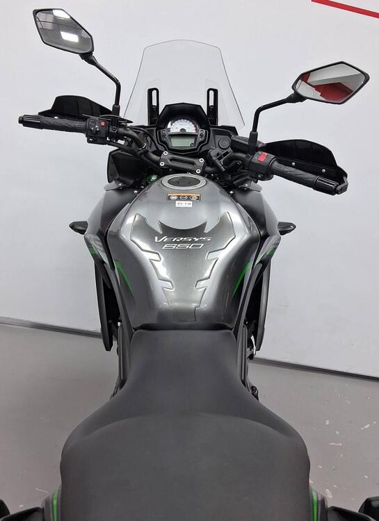 Kawasaki Versys 650 (2017 - 20) (4)