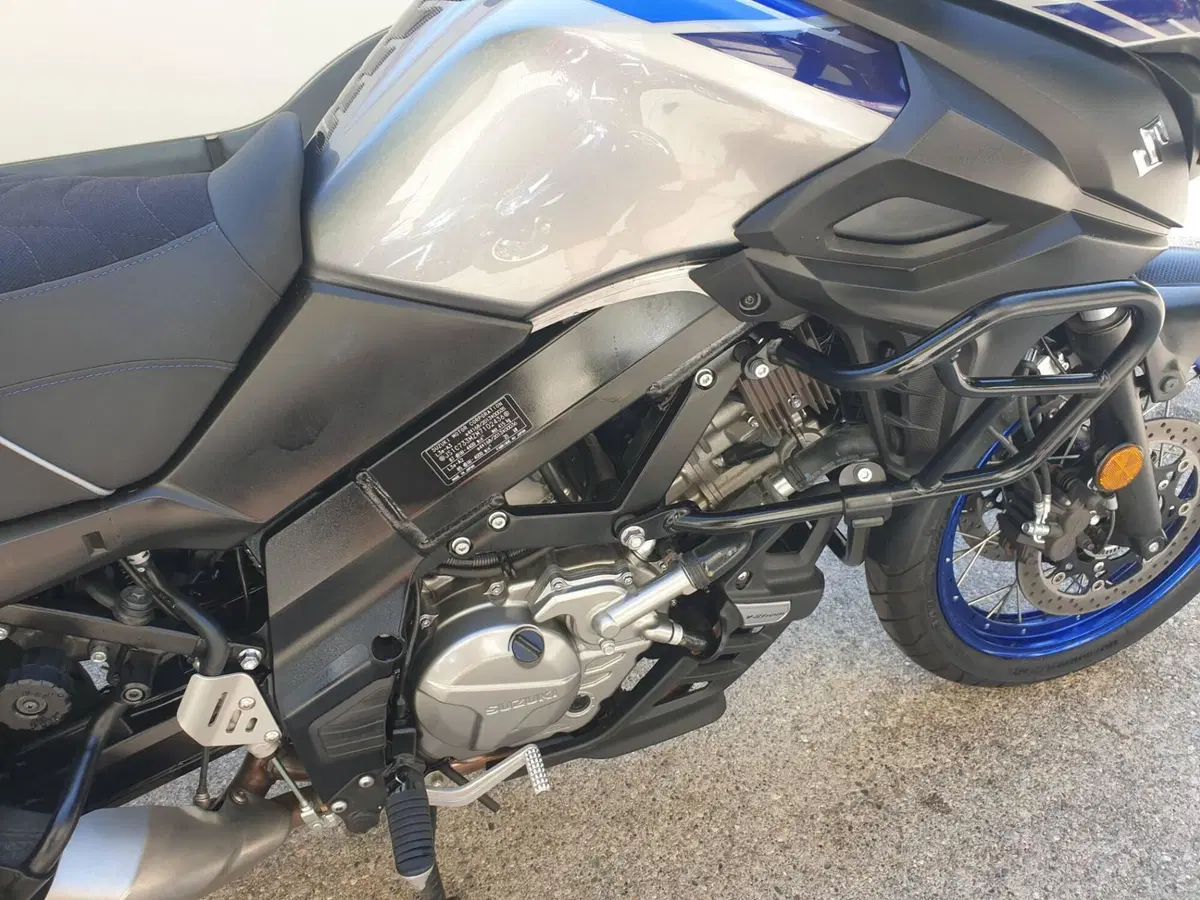 Suzuki V-Strom 650XT (2021 - 25) (8)