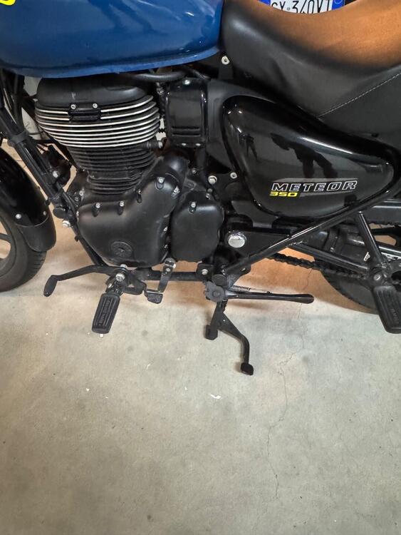 Royal Enfield Meteor 350 Fireball (2021 - 25)