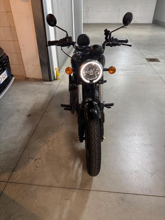 Royal Enfield Meteor 350 Fireball (2021 - 25) (3)