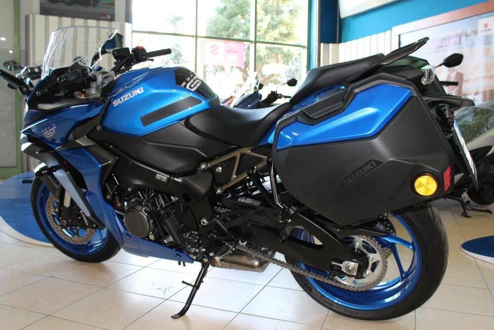 Suzuki GSX-S1000GT (2025) (2)