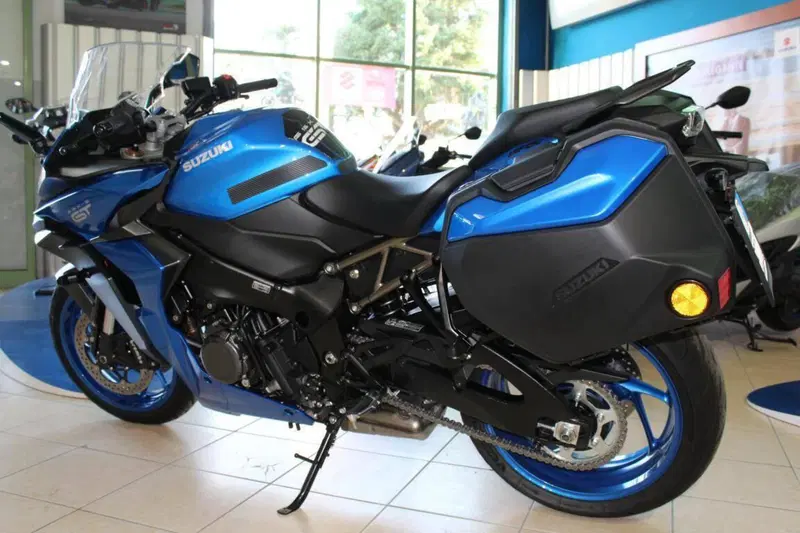 Suzuki GSX-S1000GT (2025 - 26) (2)