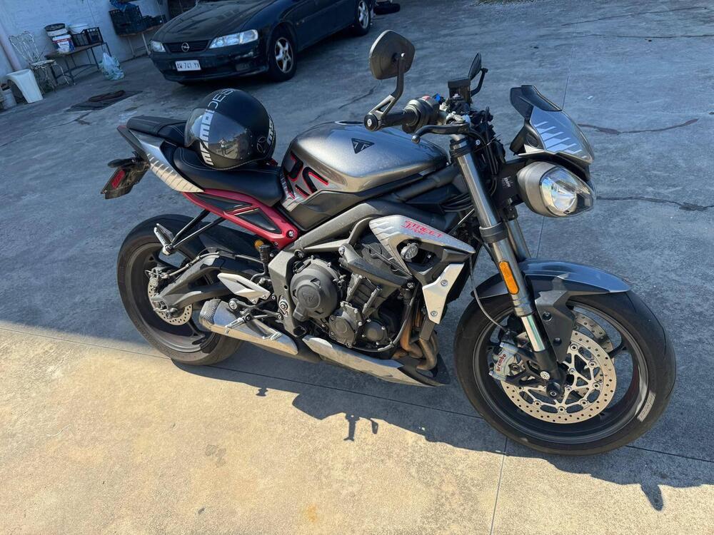 Triumph Street Triple RS (2020 - 22) (4)