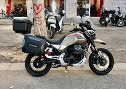 Moto Guzzi V85 TT Travel (2024 - 25) usata