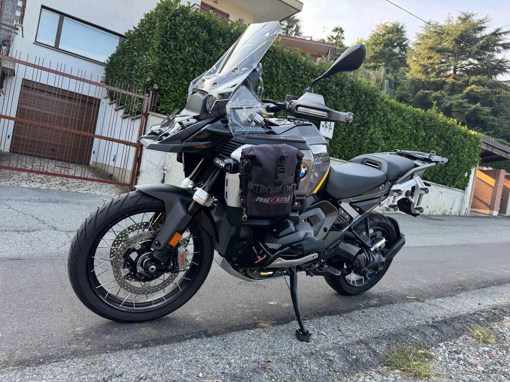 Bmw R 1300 GS Adventure Triple Black (2025) (2)