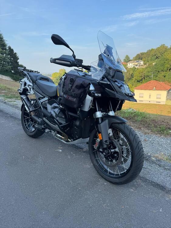 Bmw R 1300 GS Adventure Triple Black (2025) (3)