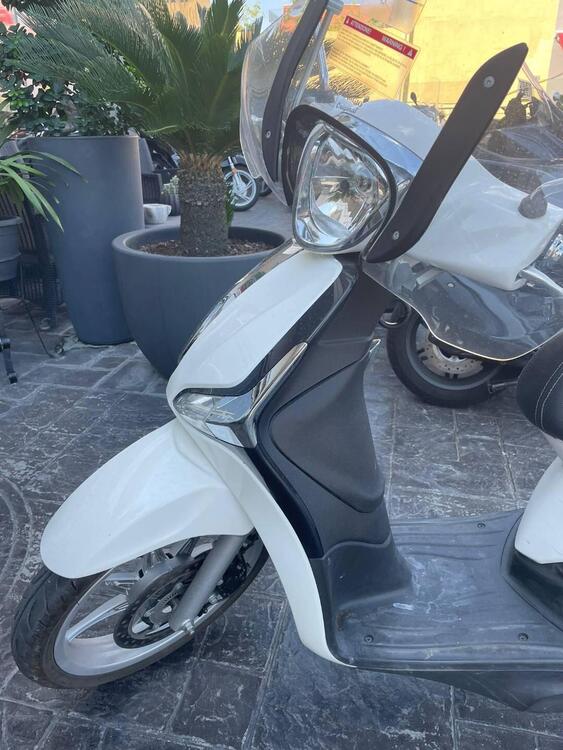 Piaggio Liberty 150 S (2025) (2)