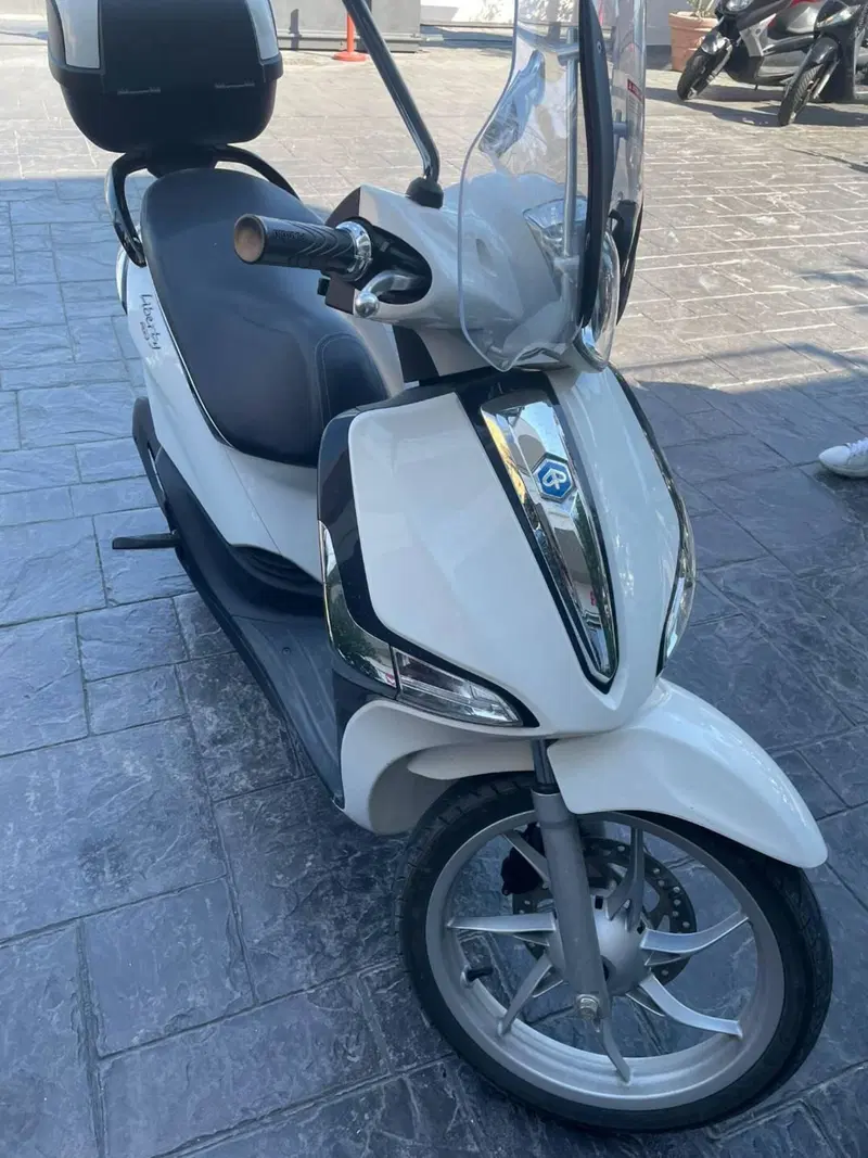Piaggio Liberty 150 S (2025 - 26) (8)