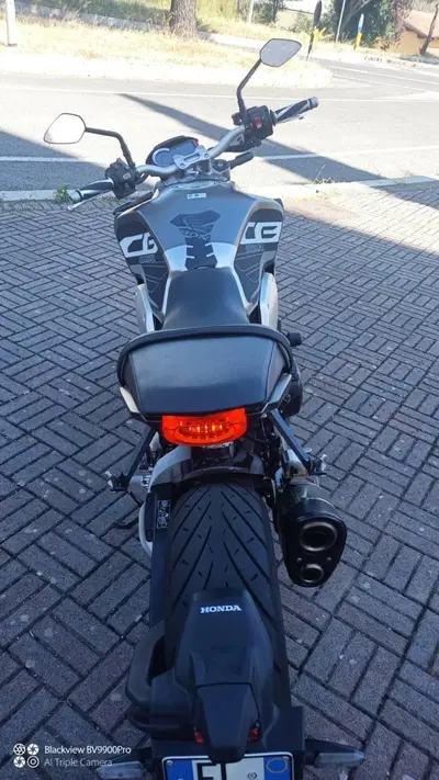 Honda CB 1000 R + Neo Sport Caf&egrave; (2019 - 20) usata