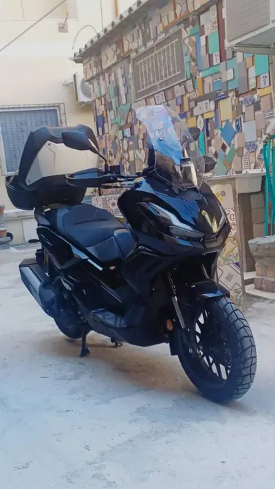 Honda ADV 350 (2025 - 26) usata