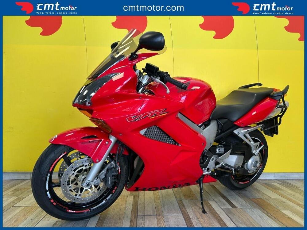 Honda VFR 800 (2002 - 05) (2)