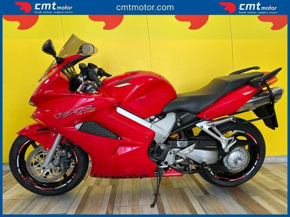 Honda VFR 800 (2002 - 05) (3)