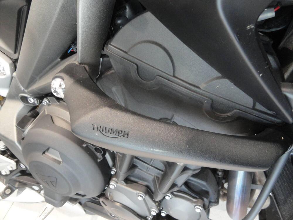Triumph Street Triple RS (2020 - 22) (5)