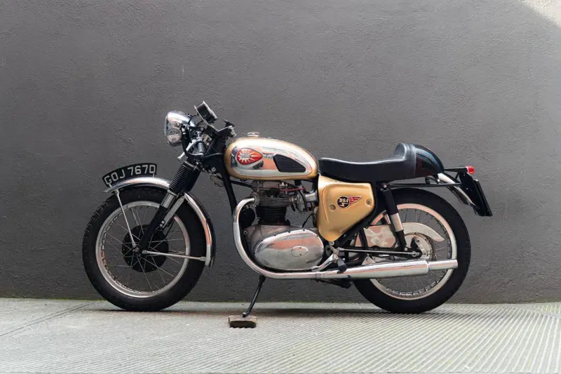 Bsa Lightning A65 "Allestimento Clubman" (2)