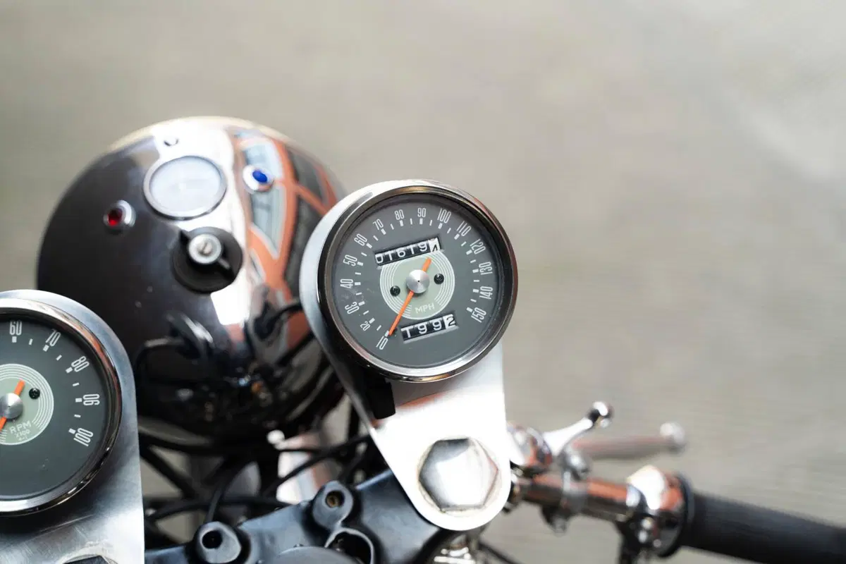 Bsa Lightning A65 "Allestimento Clubman" (4)