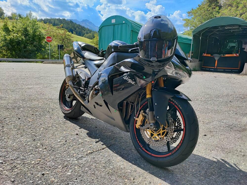 Kawasaki Ninja 1000 ZX-10R (2004 - 05) (5)
