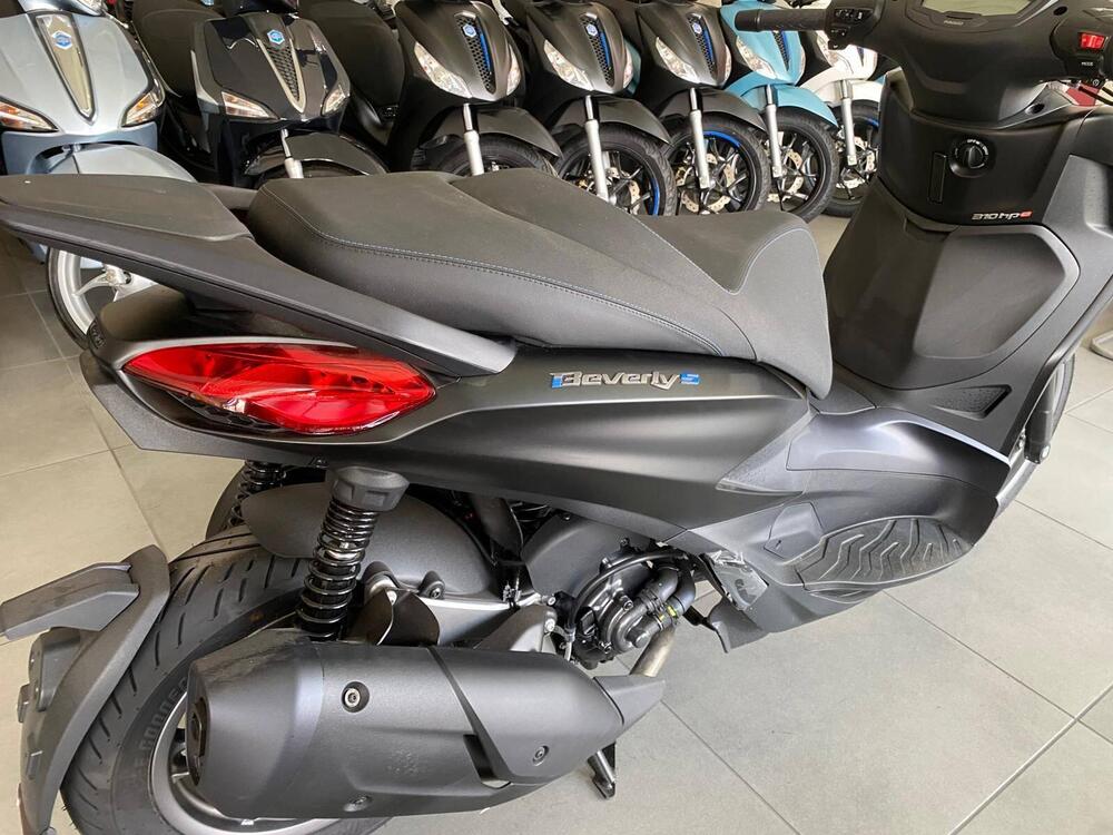 Piaggio Beverly 310 S (2025) (4)