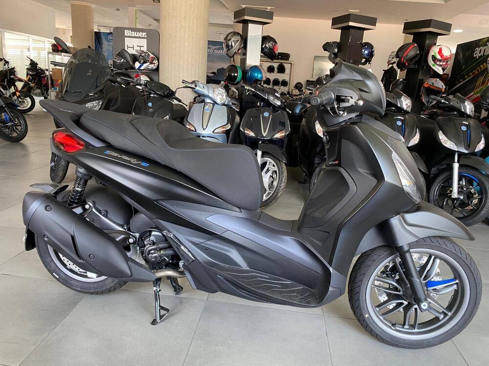Piaggio Beverly 310 S (2025) (2)