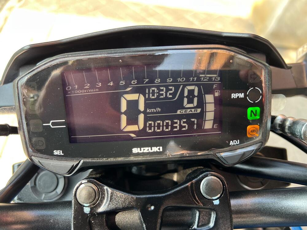 Suzuki GSX-S125 (2022 - 24) (5)