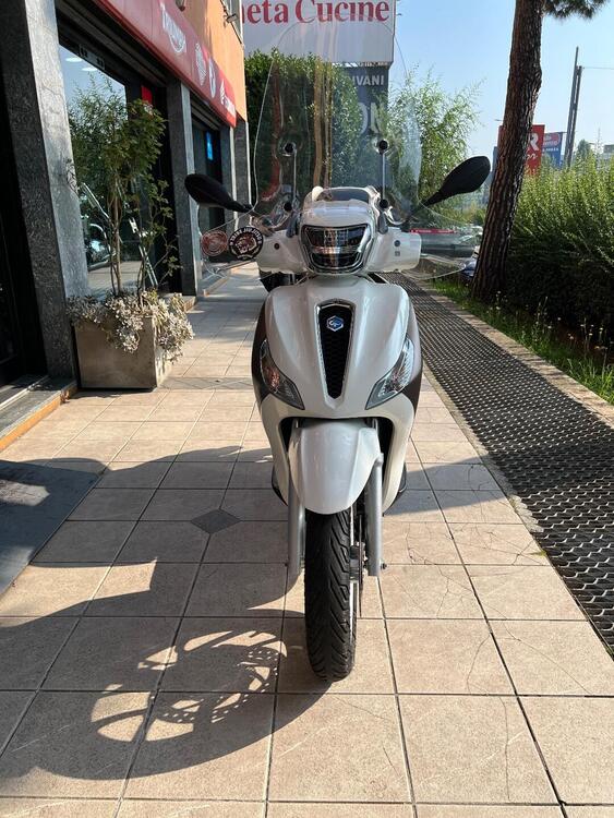 Piaggio Medley 125 (2020) (3)