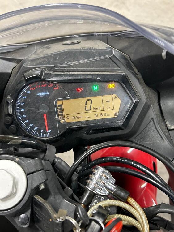 Benelli BN 302 R (2017 - 20) (4)