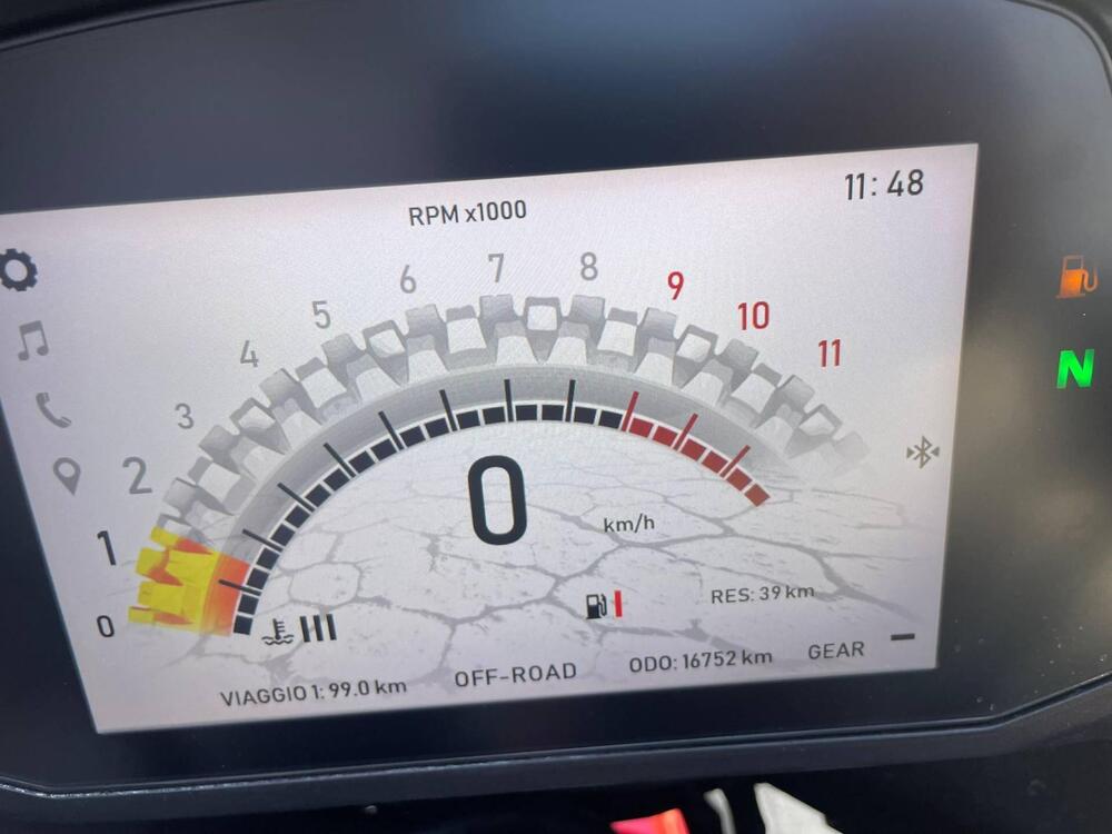 Moto Morini X-Cape 650 Gold Wheels Edition (2022 - 25) (5)