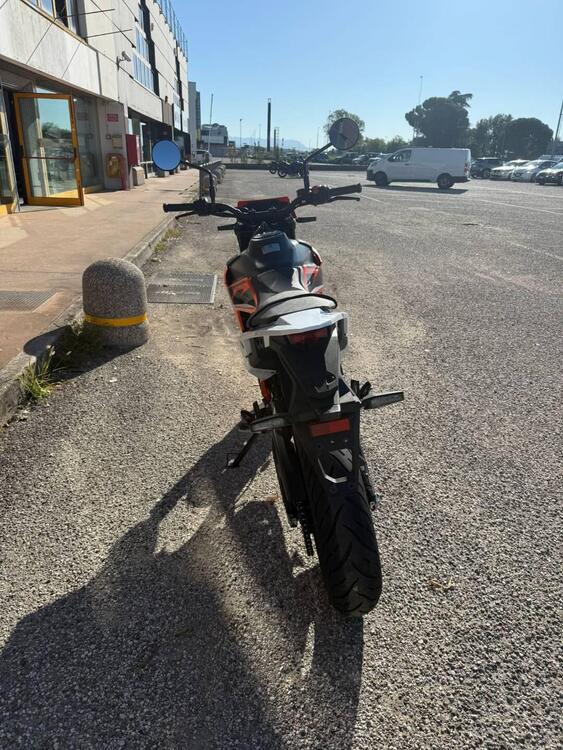 KTM 125 SMC R (2025) (5)