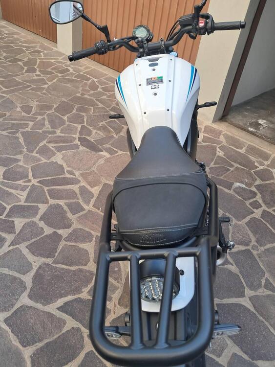 Yamaha XSR 700 (2022 - 25) (2)