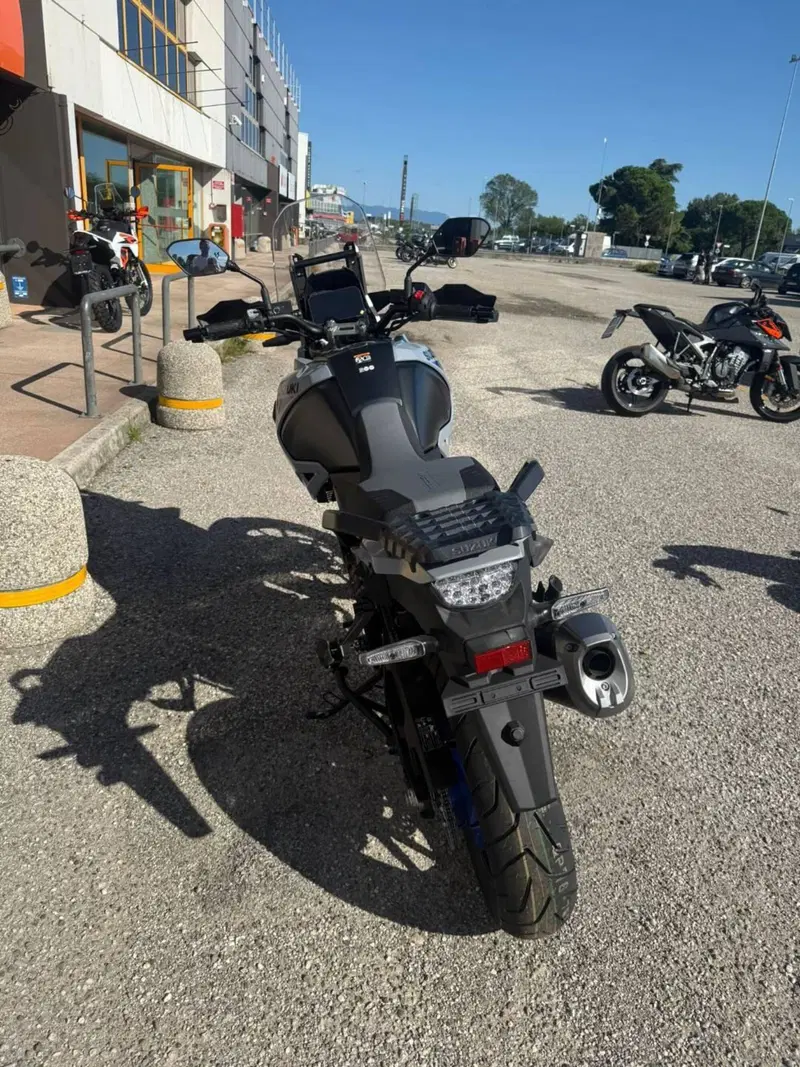 Suzuki V-Strom 1050SE (2025 - 26) (4)