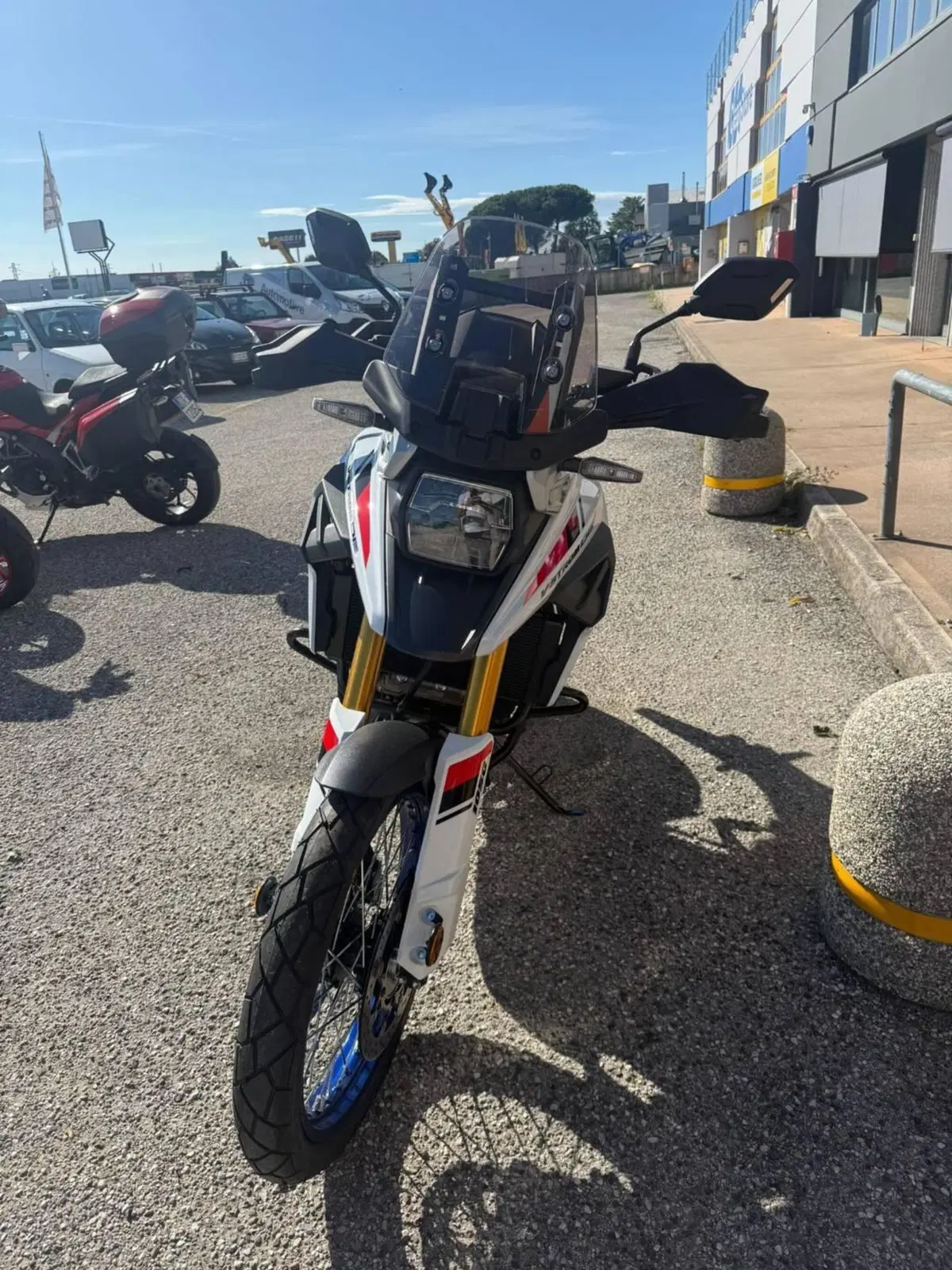 Suzuki V-Strom 1050DE (2025 - 26) (2)