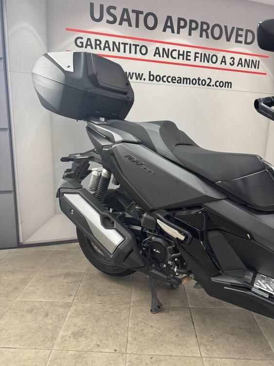 Yamaha T-Max 560 Tech Max (2022 - 24) (3)