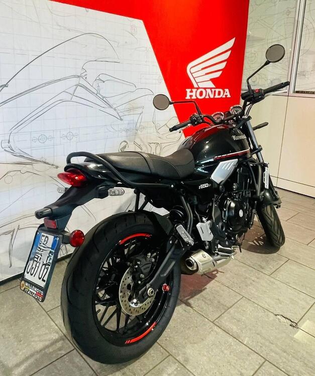 Kawasaki Z 650 RS (2022 - 24) (5)