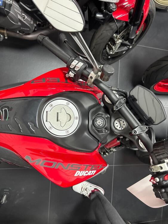 Ducati Monster 937 (2021 - 25) (3)