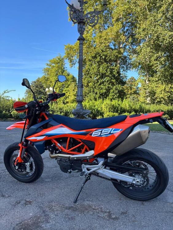 KTM 690 SMC R (2023 - 25)