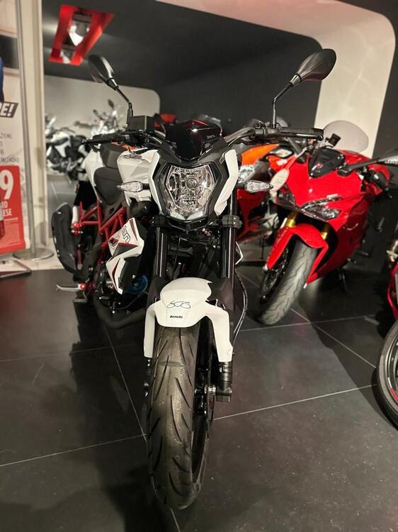 Benelli BN 125 (2021 - 25) (5)