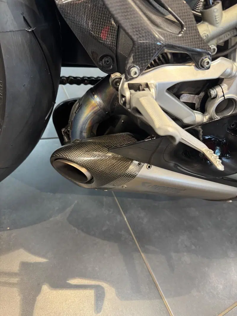 Ducati 1299 Panigale S Anniversario (2016) (7)